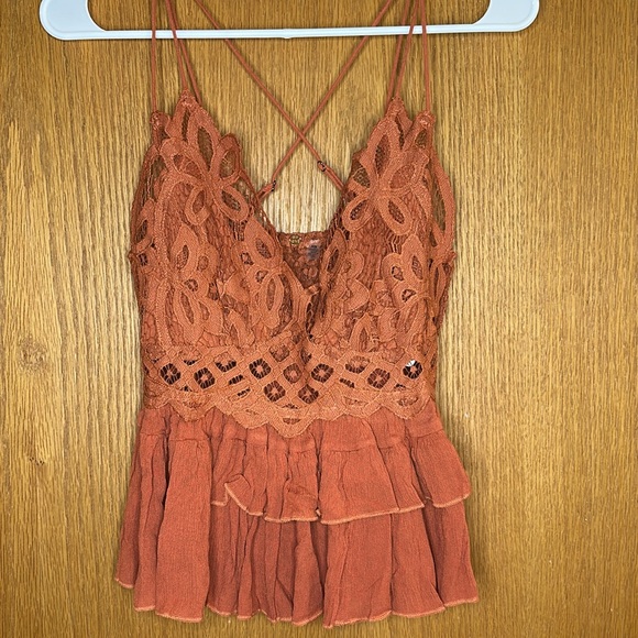 Free People ADELLA Winding Roads Rust Color Ruffle & Lace Camisole - Picture 6 of 11
